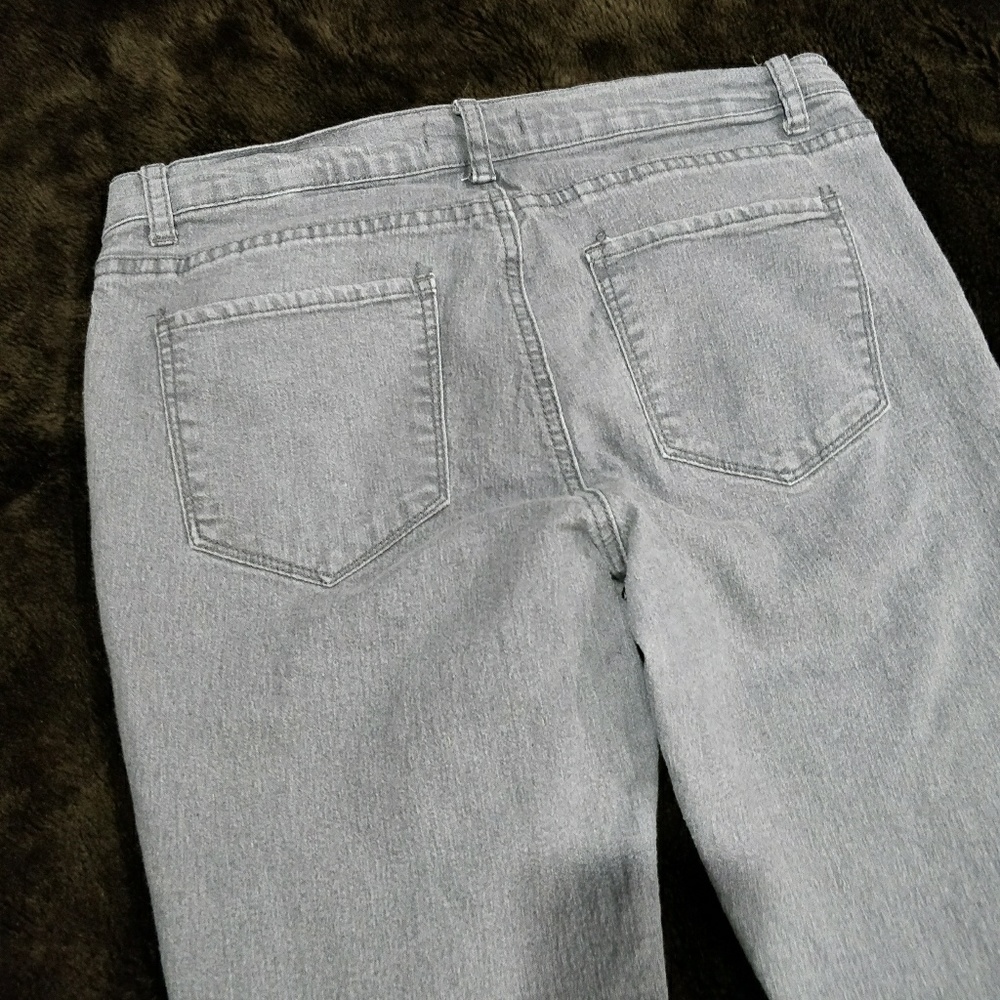 Forever 21 jeans - Picture 6 of 8